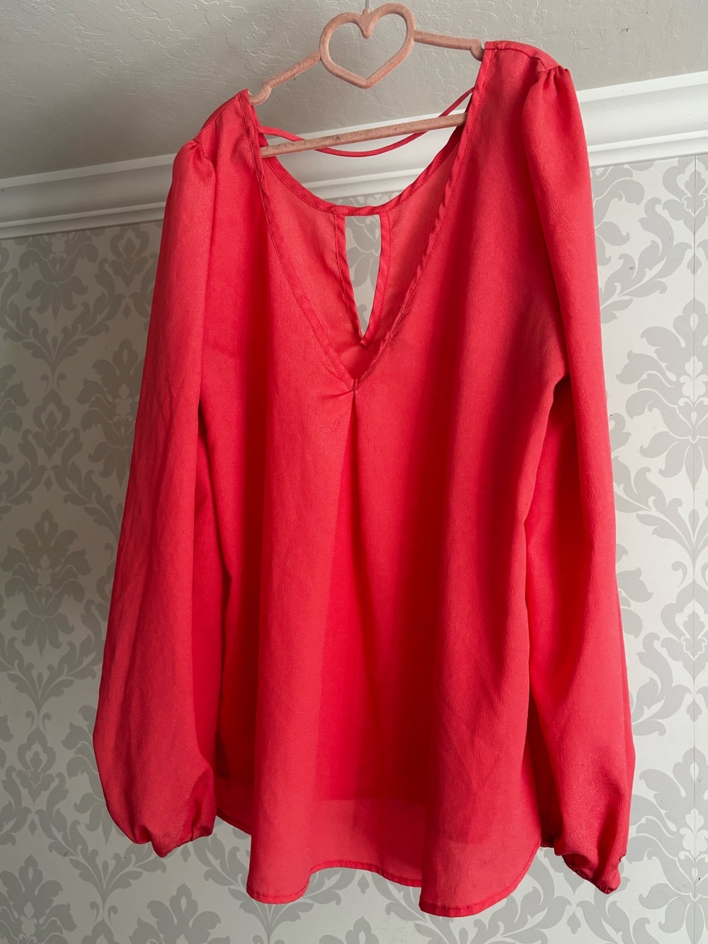 Swell Coral Pink V-Neck Long Balloon Sleeve T-Backed Blouse